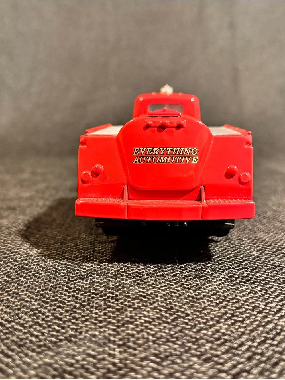 First Gear 1952 GMC Fuel Tanker J.C. Whitney Fire Dept 1:34 Die Cast Truck